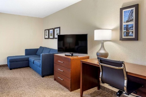 Comfort Inn & Suites Little Rock Airport image 25