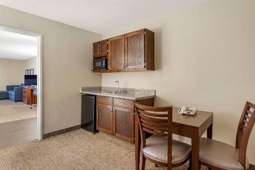 Comfort Inn & Suites Little Rock Airport image 27